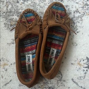 Minnetonka Brown Suede Moccasins with Cushioned Interior